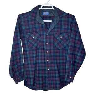 Vintage Pendleton Woolen Mills Men's Medium Flannel Button Up Plaid USA Made